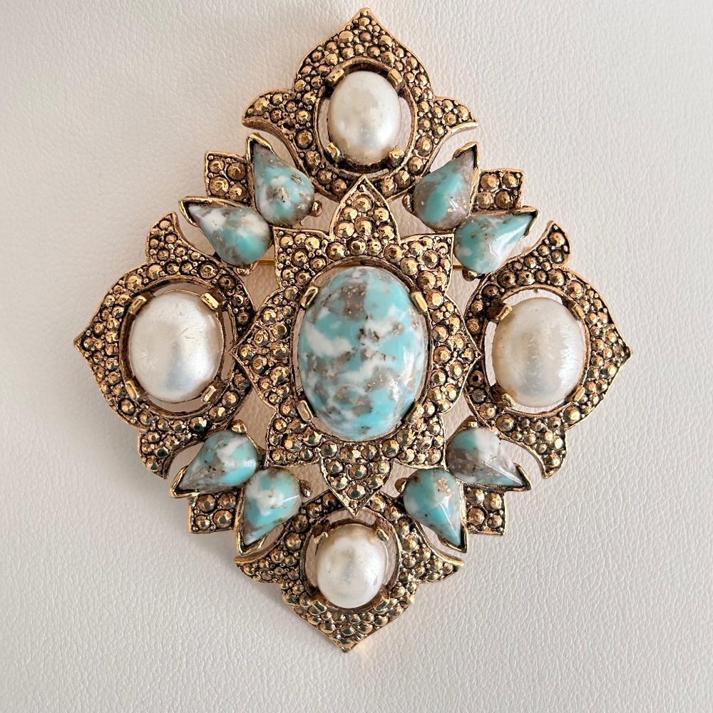 Vintage Sarah Coventry Brooch Pin Pendant Faux Pearls Turquoise Stones Gold Tone